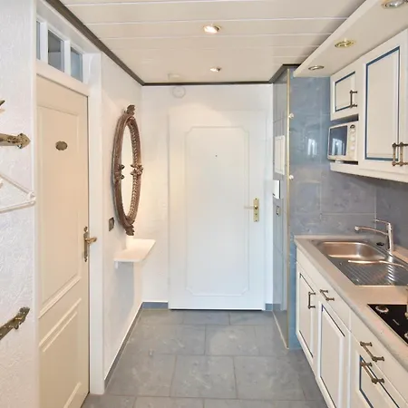 Haus Metropol, App 319 